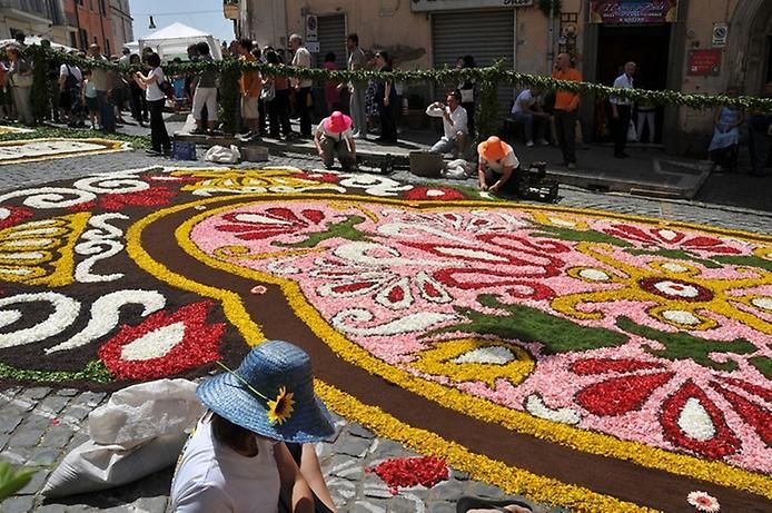 Самые знаменитые цветочные фестивали мира (20 фото)